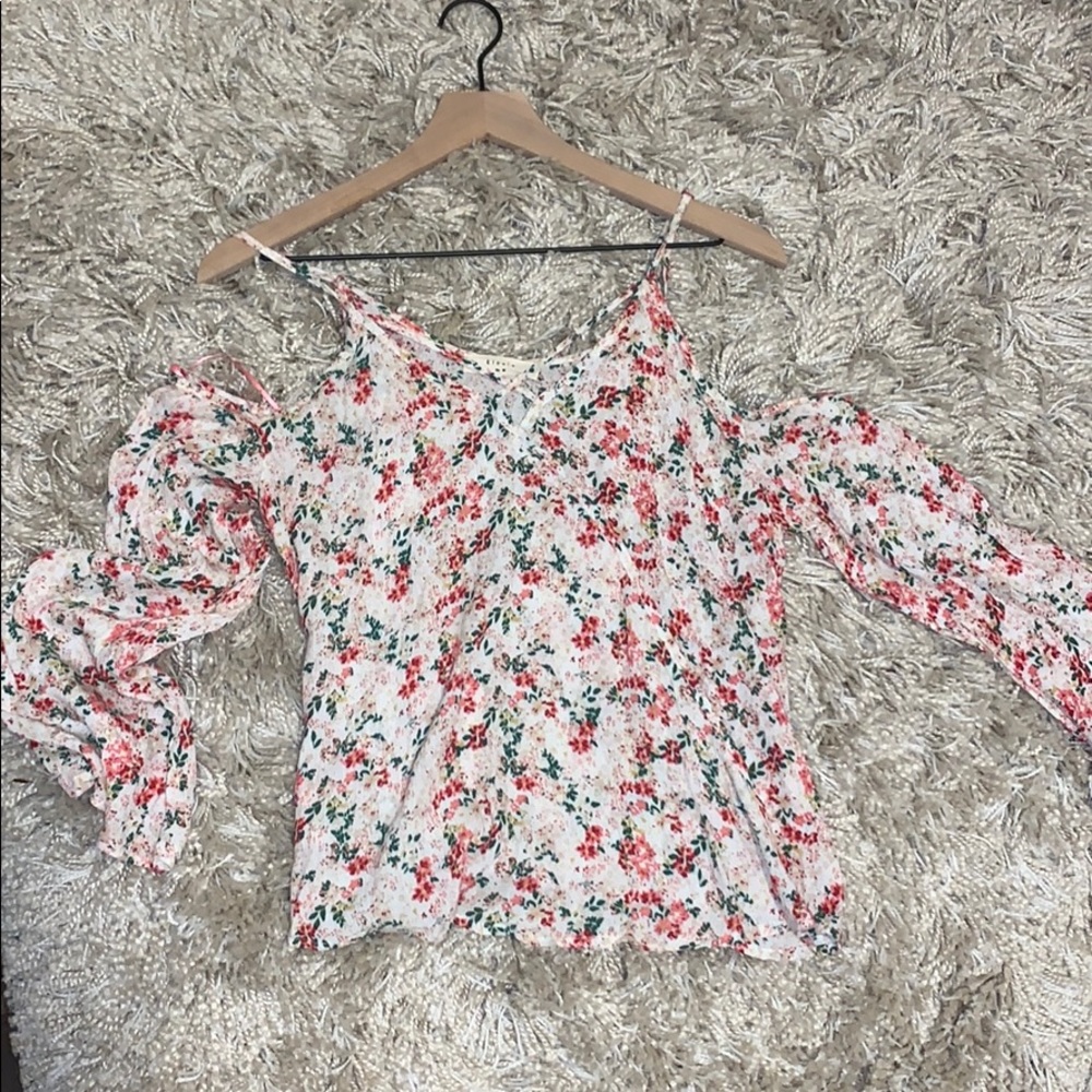 Floral Patterned Off Shoulder Shirt - Picture 3 of 5